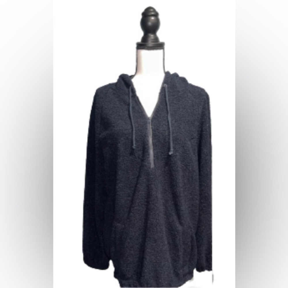 Navy quarter zip sweatshirt